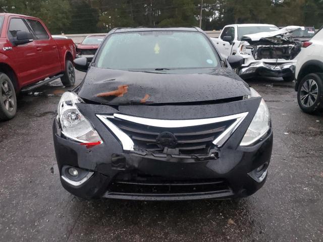 Nissan Versa S Image 4