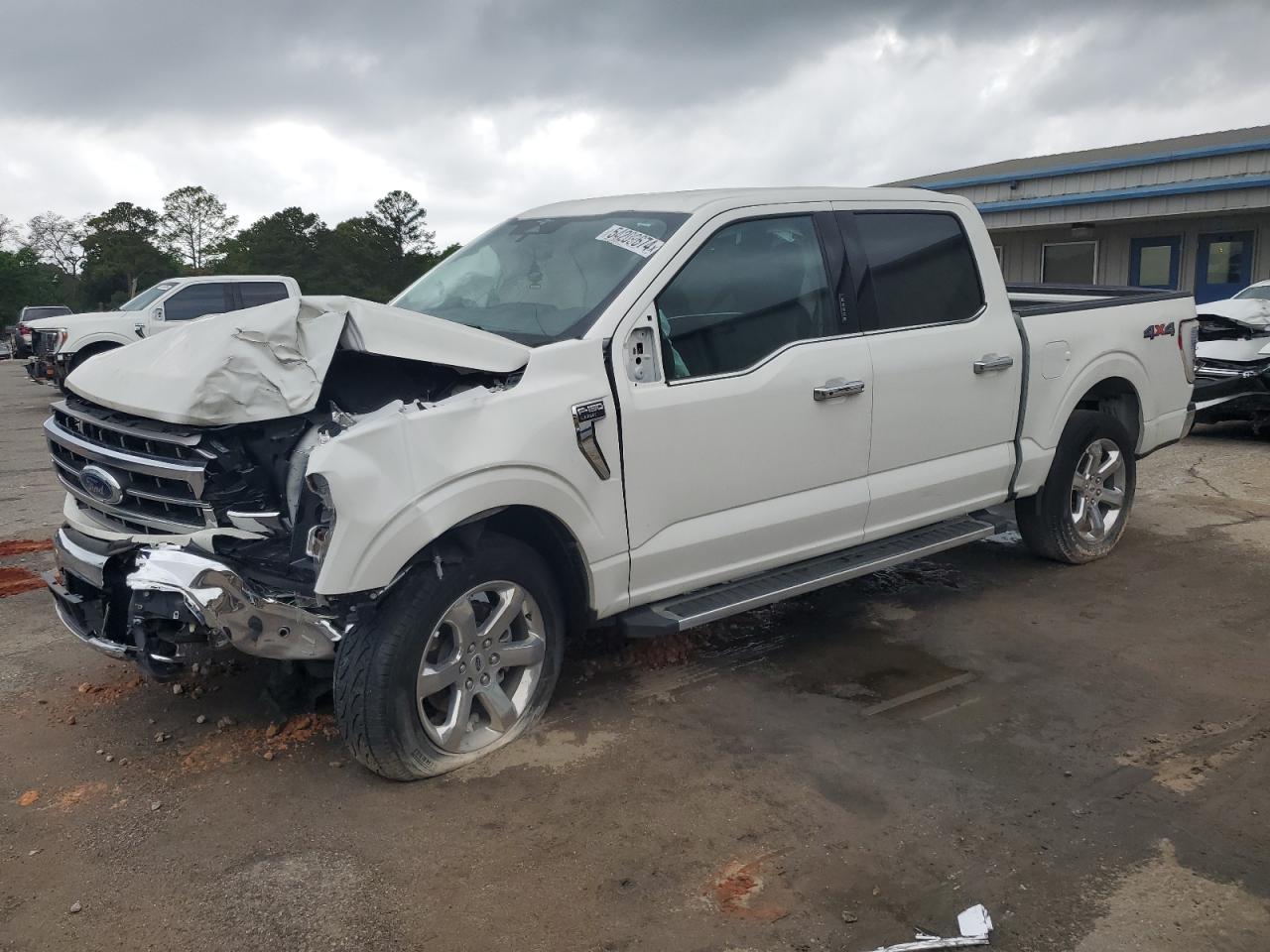 Ford F-150 Supercrew Image 1