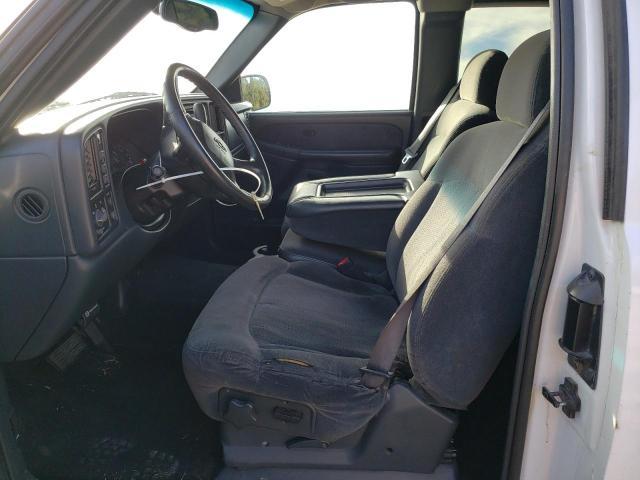 Chevrolet Silverado 2500 K2500 Heavy Duty Image 4