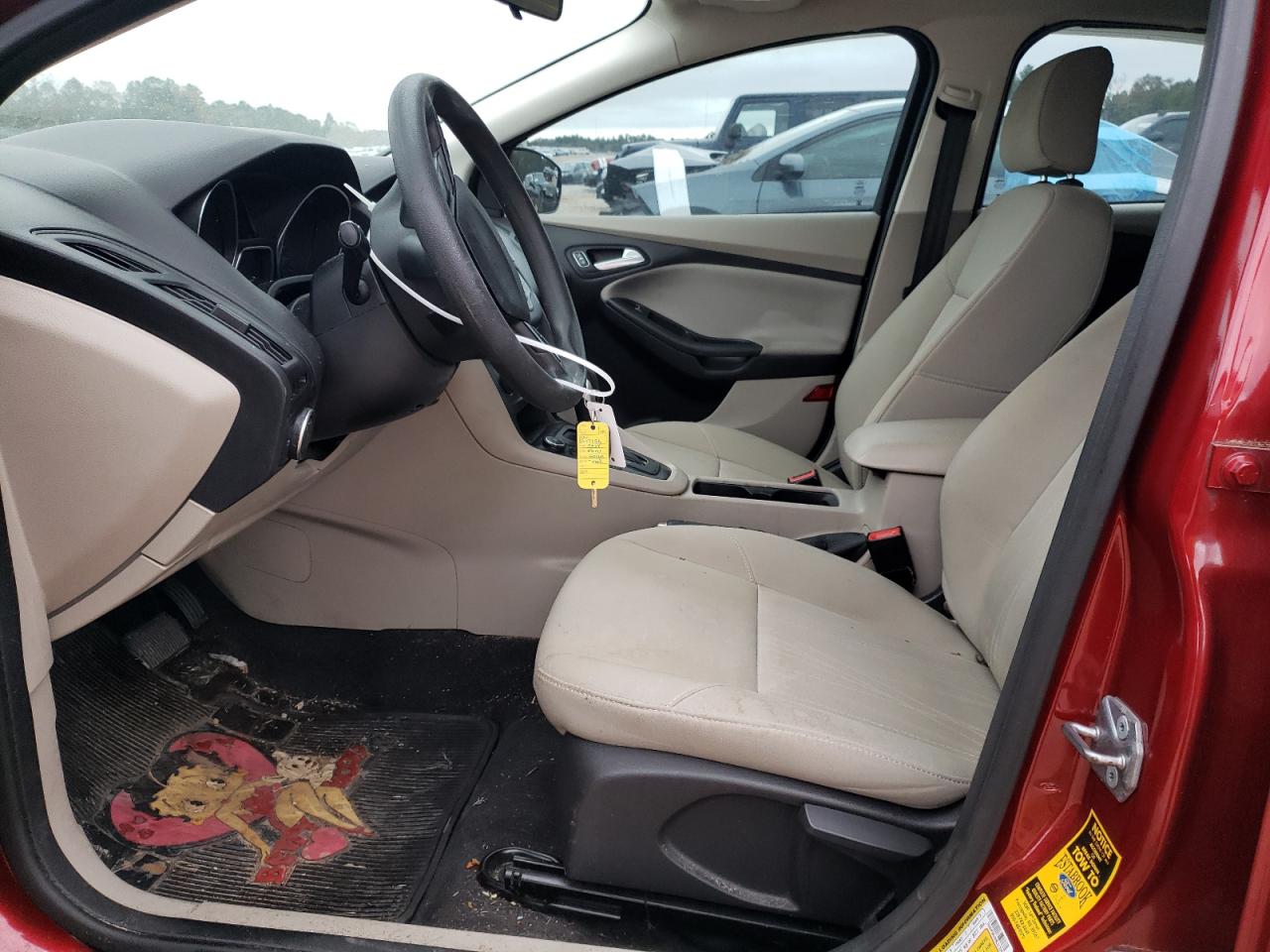 Ford Focus Se Image 8