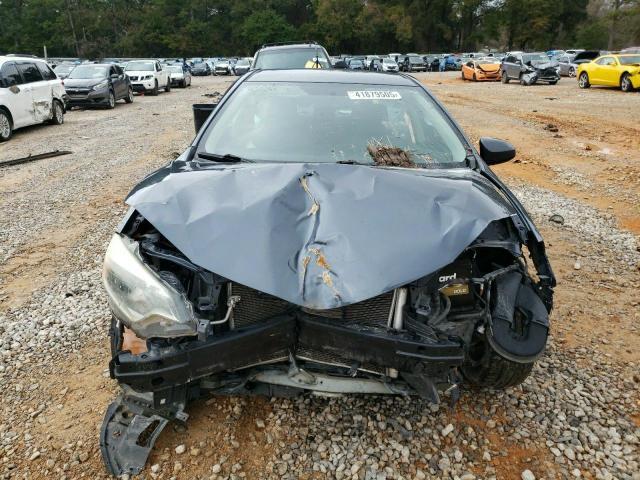 Toyota Corolla L Image 8