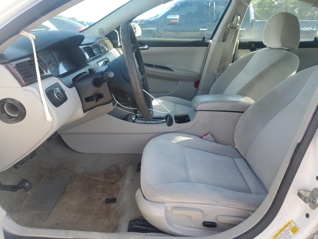 Chevrolet Impala Ls Image 9