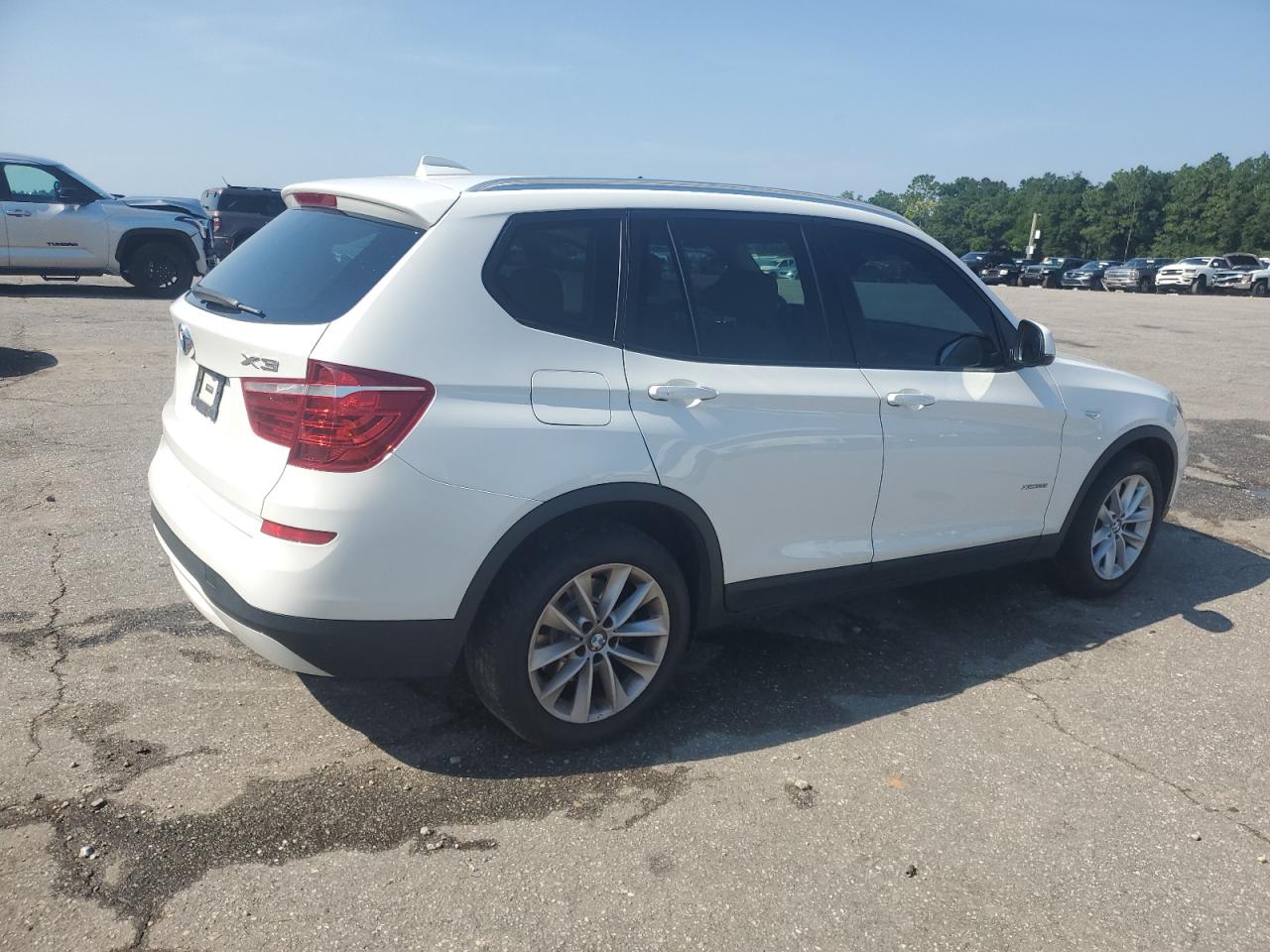 BMW X Series Xdrive28i Image 2