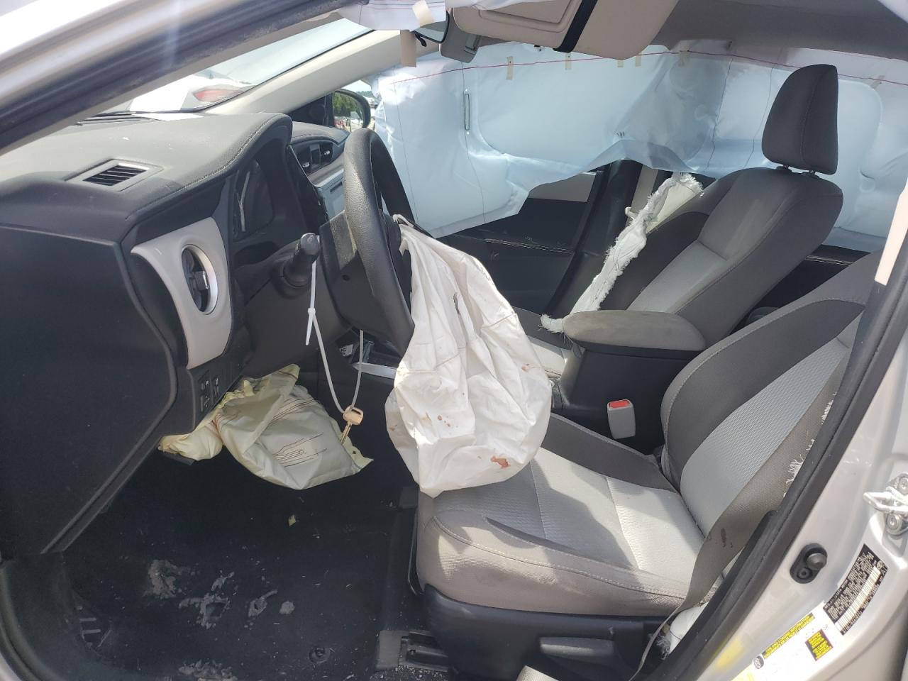 Toyota Corolla L Image 7