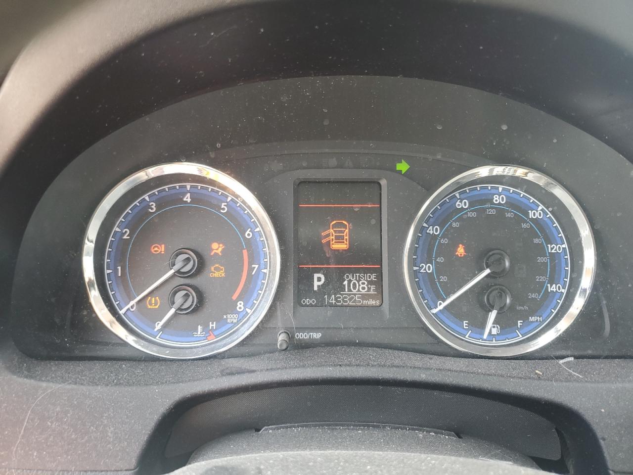 Toyota Corolla L Image 6