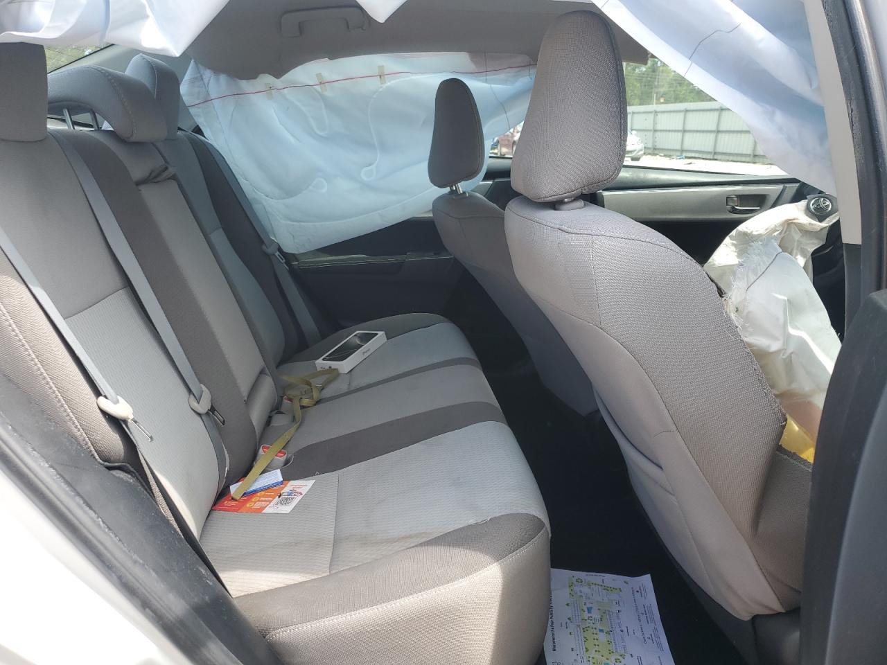 Toyota Corolla L Image 12