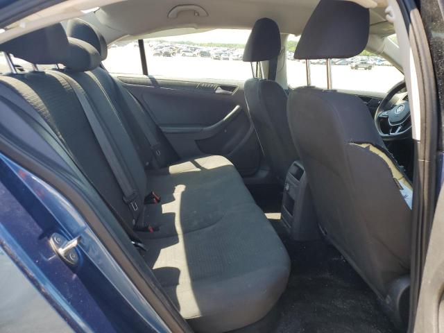 Volkswagen Jetta S Image 8