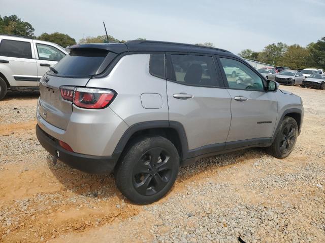 Jeep Compass Latitude Image 9