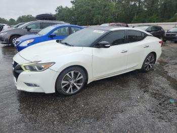  Salvage Nissan Maxima