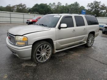  Salvage GMC Yukon