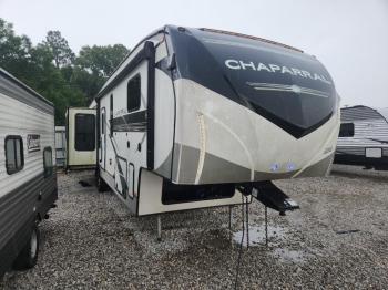  Salvage Coachmen Fifthwheel