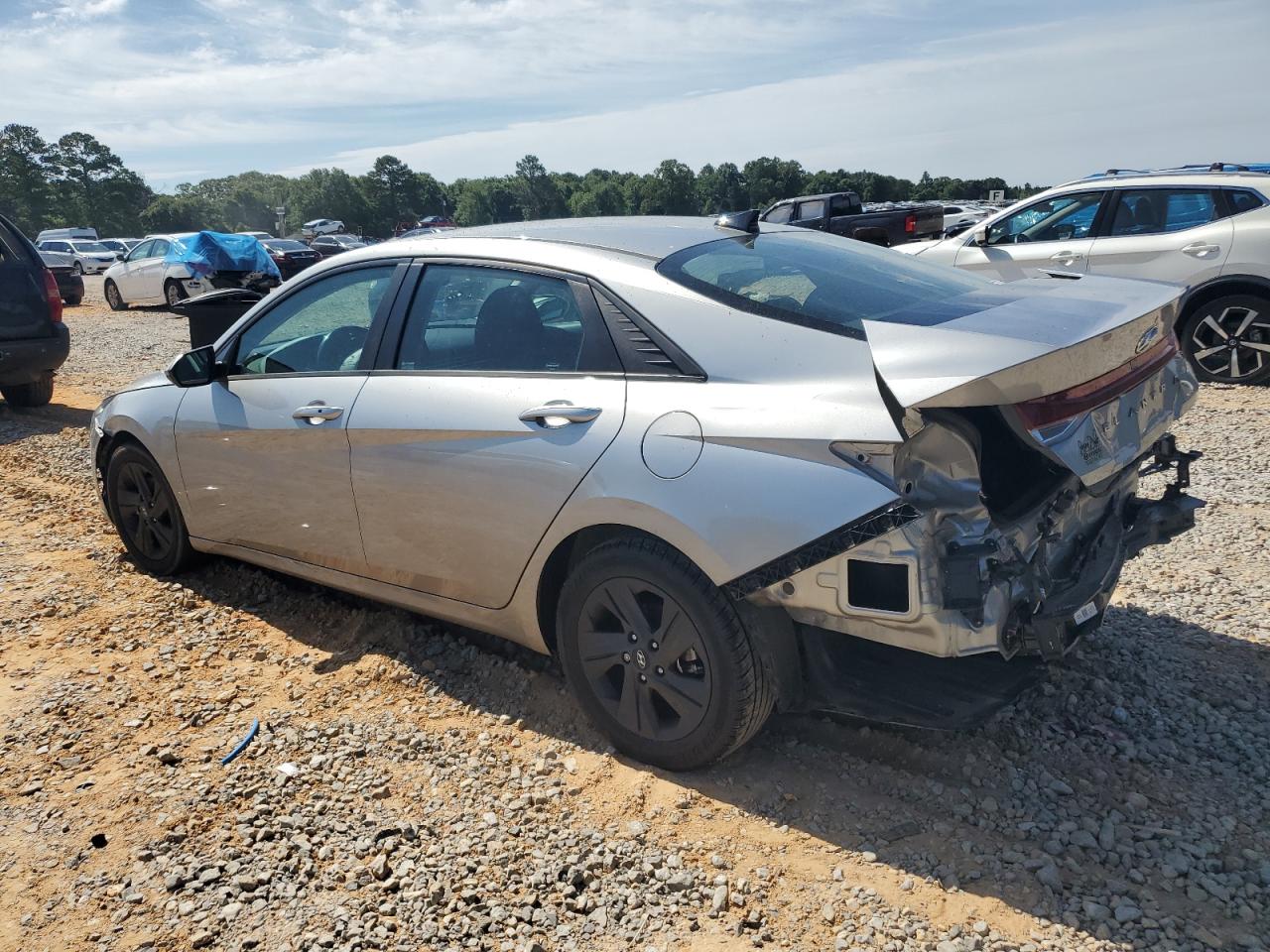 Hyundai ELANTRA Sel Image 6