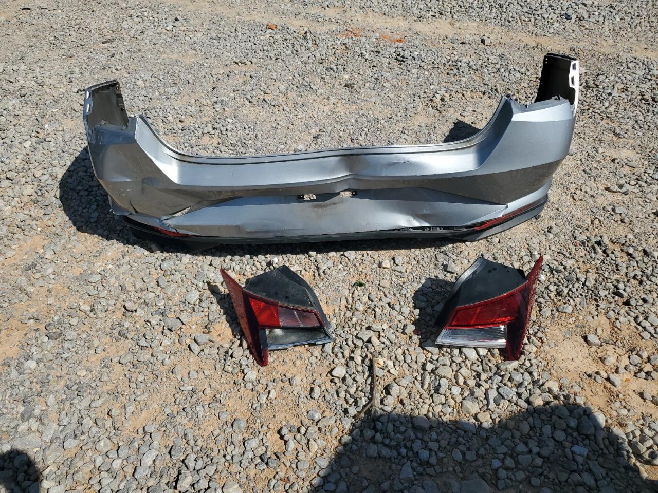 Hyundai ELANTRA Sel Image 5