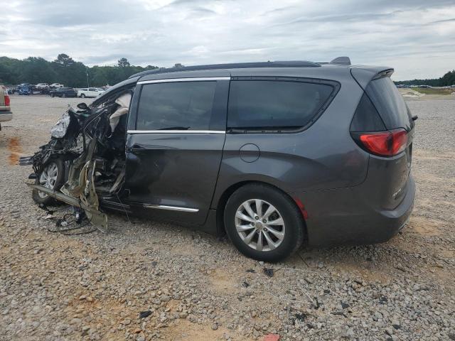 Chrysler Pacifica Touring L Image 13