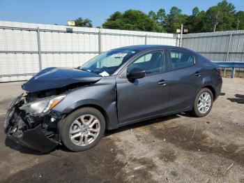  Salvage Toyota Yaris