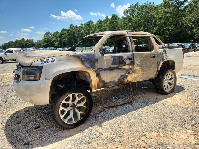  Salvage Chevrolet Avalanche