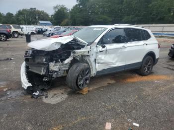  Salvage Volkswagen Tiguan