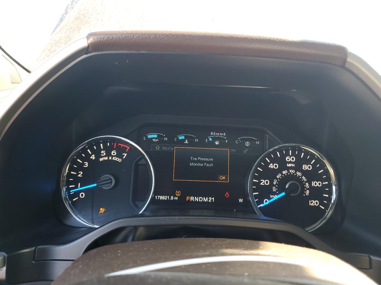 Ford F-150 Supercrew Image 12