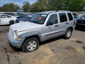  Salvage Jeep Liberty