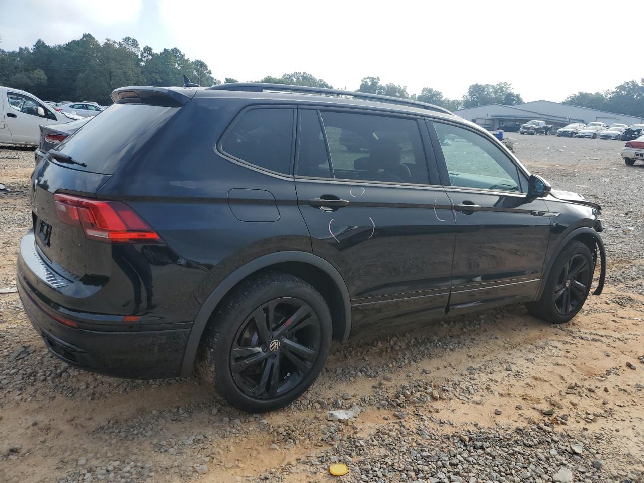 Volkswagen Tiguan Se R-line Black Image 3