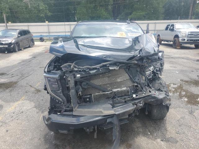 GMC Sierra K1500 Elevation Image 2