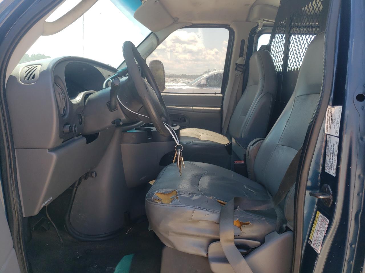 Ford Econoline E250 Van E250 Van Image 9