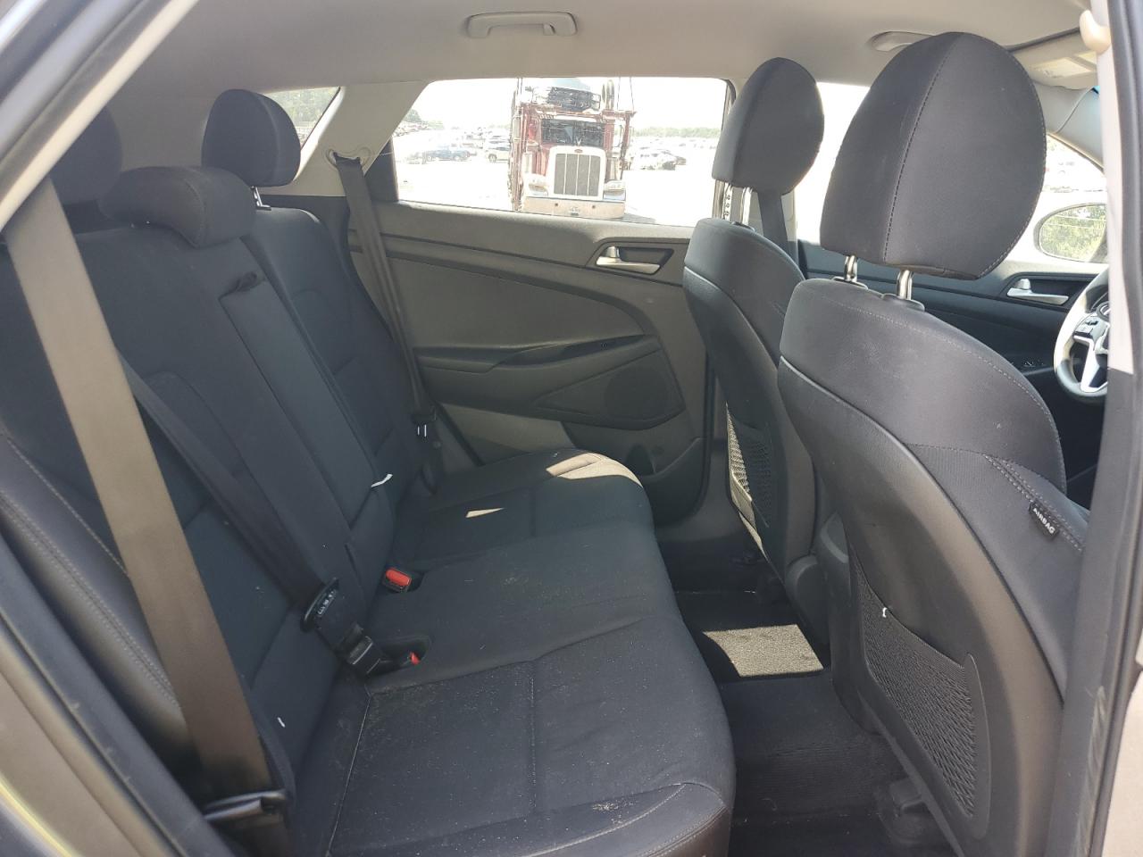 Hyundai TUCSON Limited Image 11