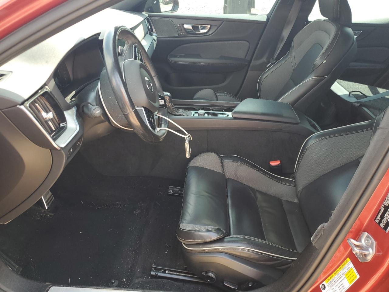 Volvo S60 T5 R-design Image 10