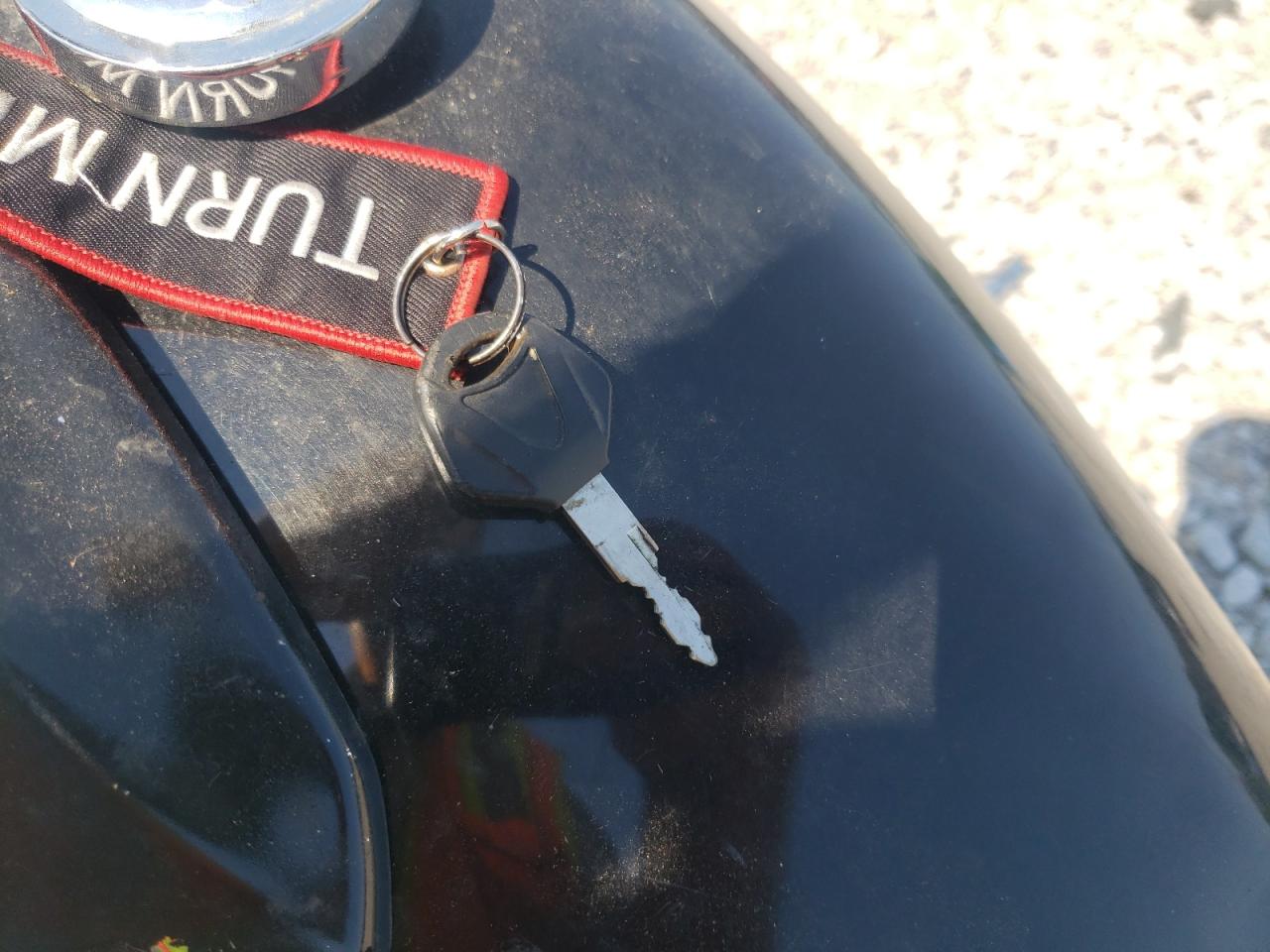 Yamaha Vstar 650 Image 6