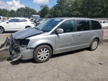  Salvage Chrysler Minivan