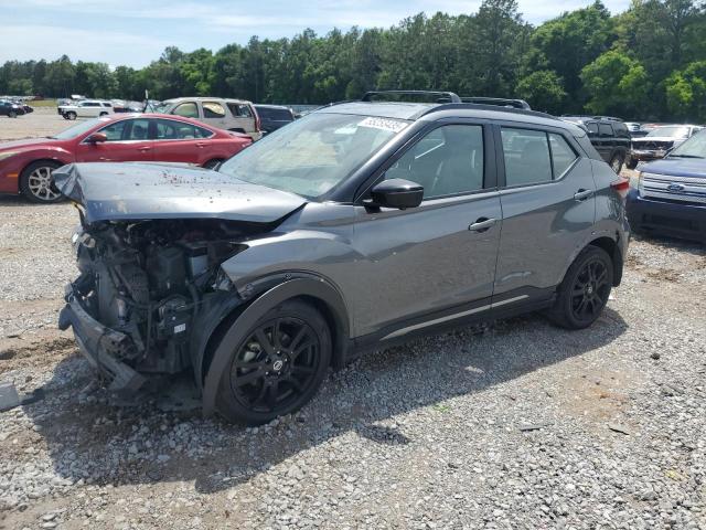  Salvage Nissan Kicks