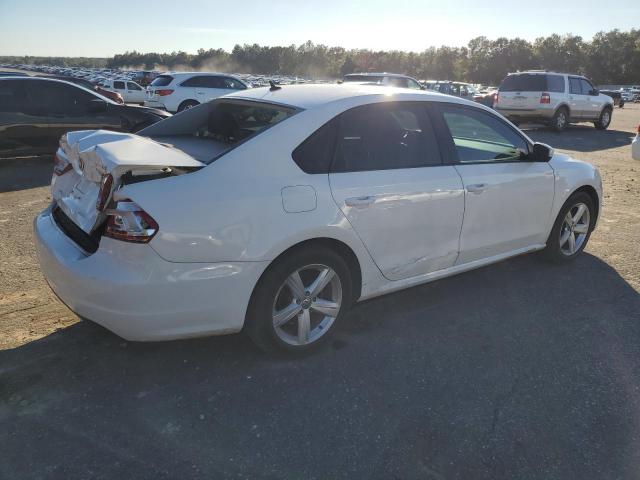 Volkswagen Passat S Image 7