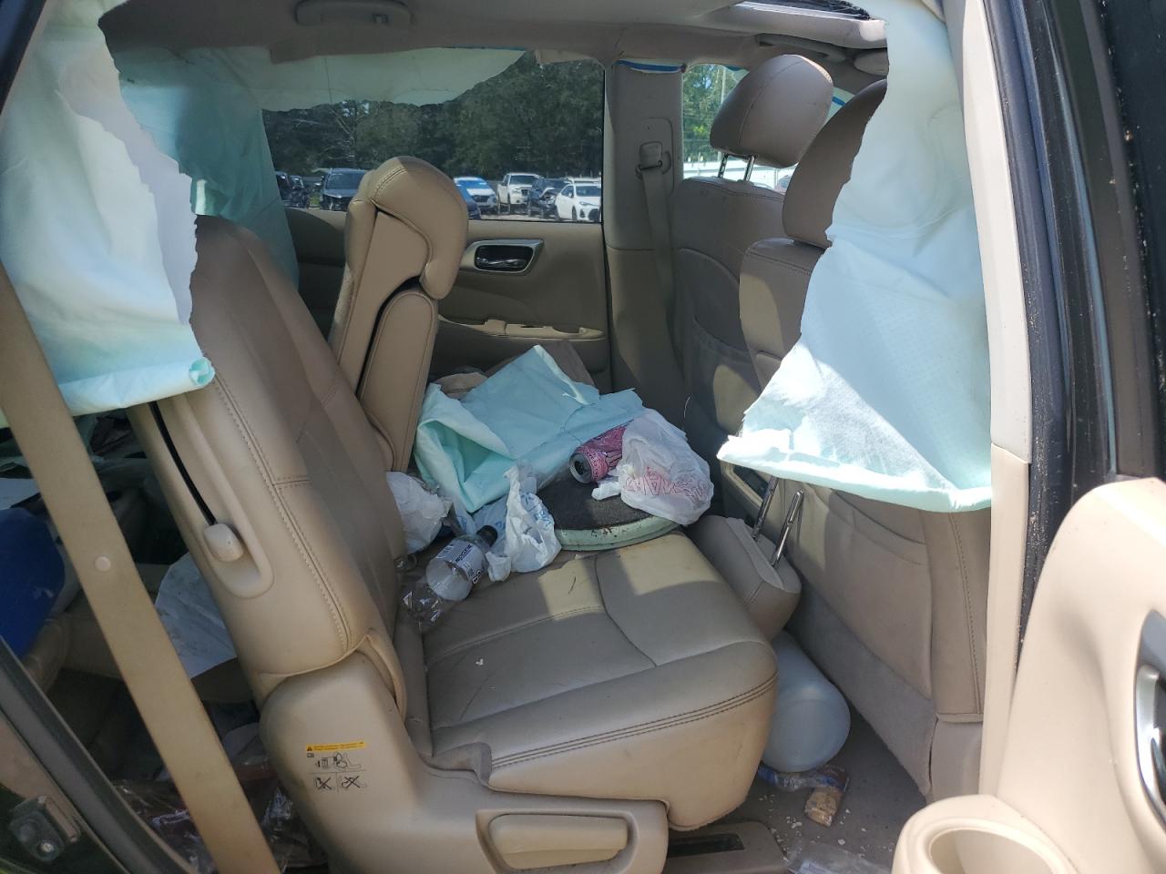 Nissan Pathfinder S Image 12