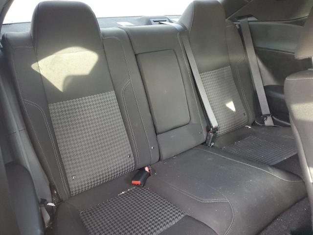 Dodge Challenger Sxt Image 8