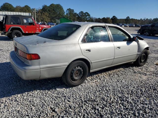 Toyota Camry Ce Image 4