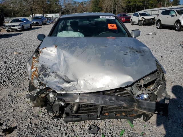 Toyota Camry Ce Image 11