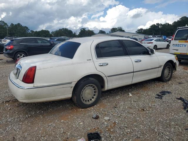 Lincoln Towncar Executive Image 3