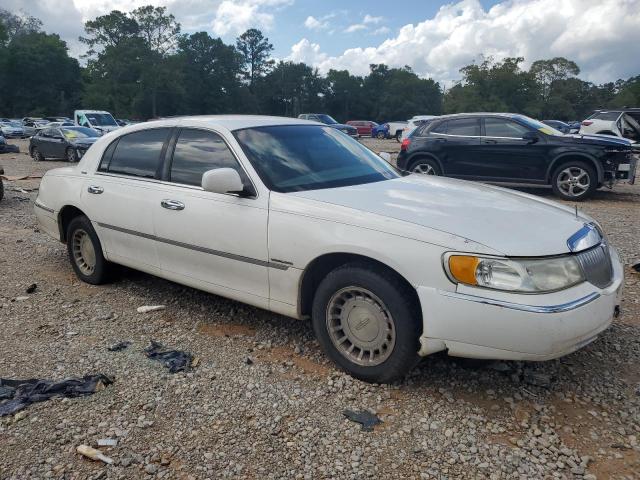 Lincoln Towncar Executive Image 10