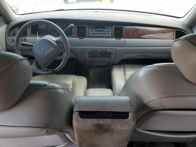 Lincoln Towncar Executive Image 7