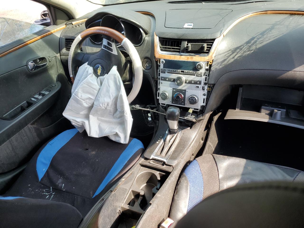 Chevrolet Malibu 2lt Image 12