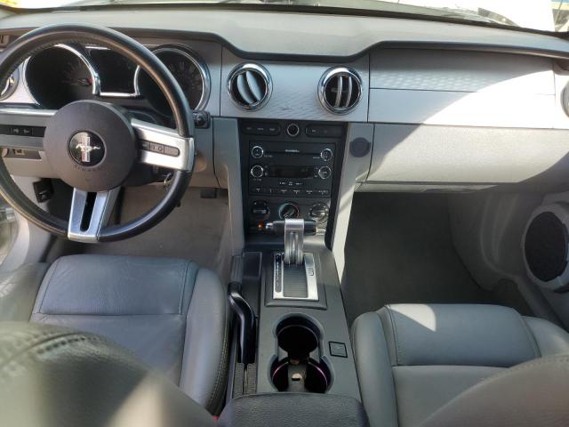 Ford Mustang Image 7