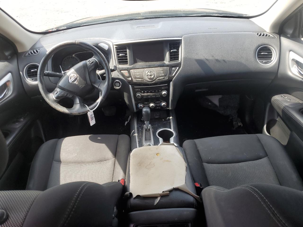 Nissan Pathfinder Sv Image 13