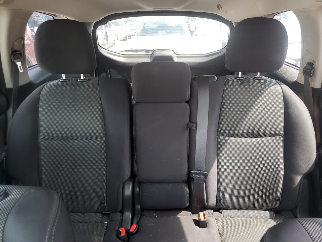 Nissan Pathfinder Sv Image 9