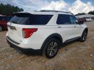 Ford Explorer Platinum Image 2