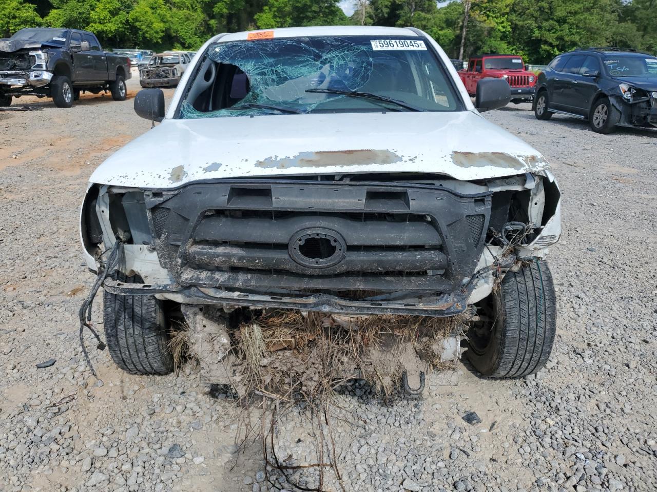 Toyota Tacoma Image 11