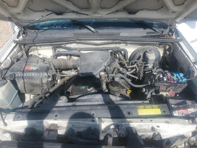 Toyota Tacoma Image 10