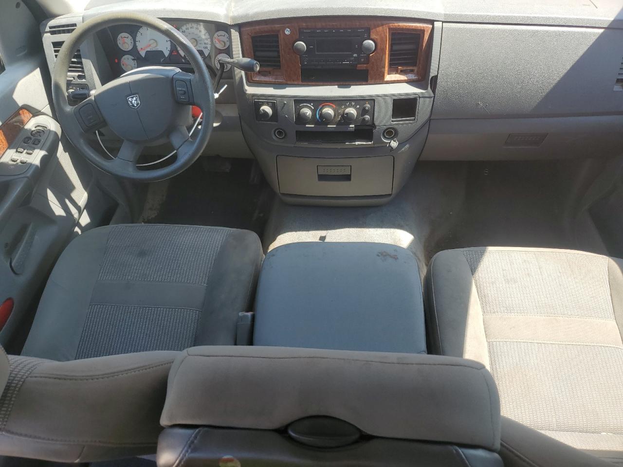 Dodge Ram 1500 St Image 8