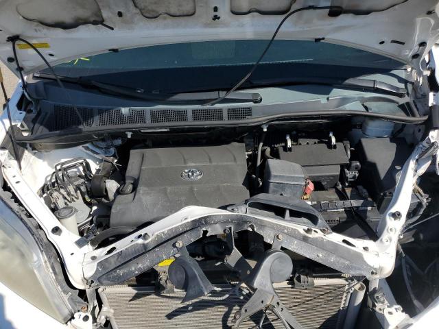 Toyota Sienna Xle Image 12