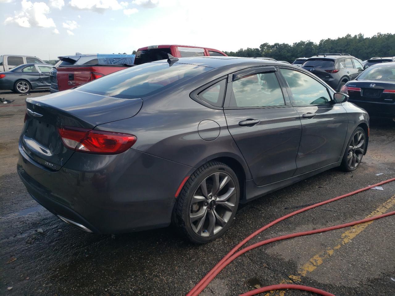 Chrysler 200 S Image 5