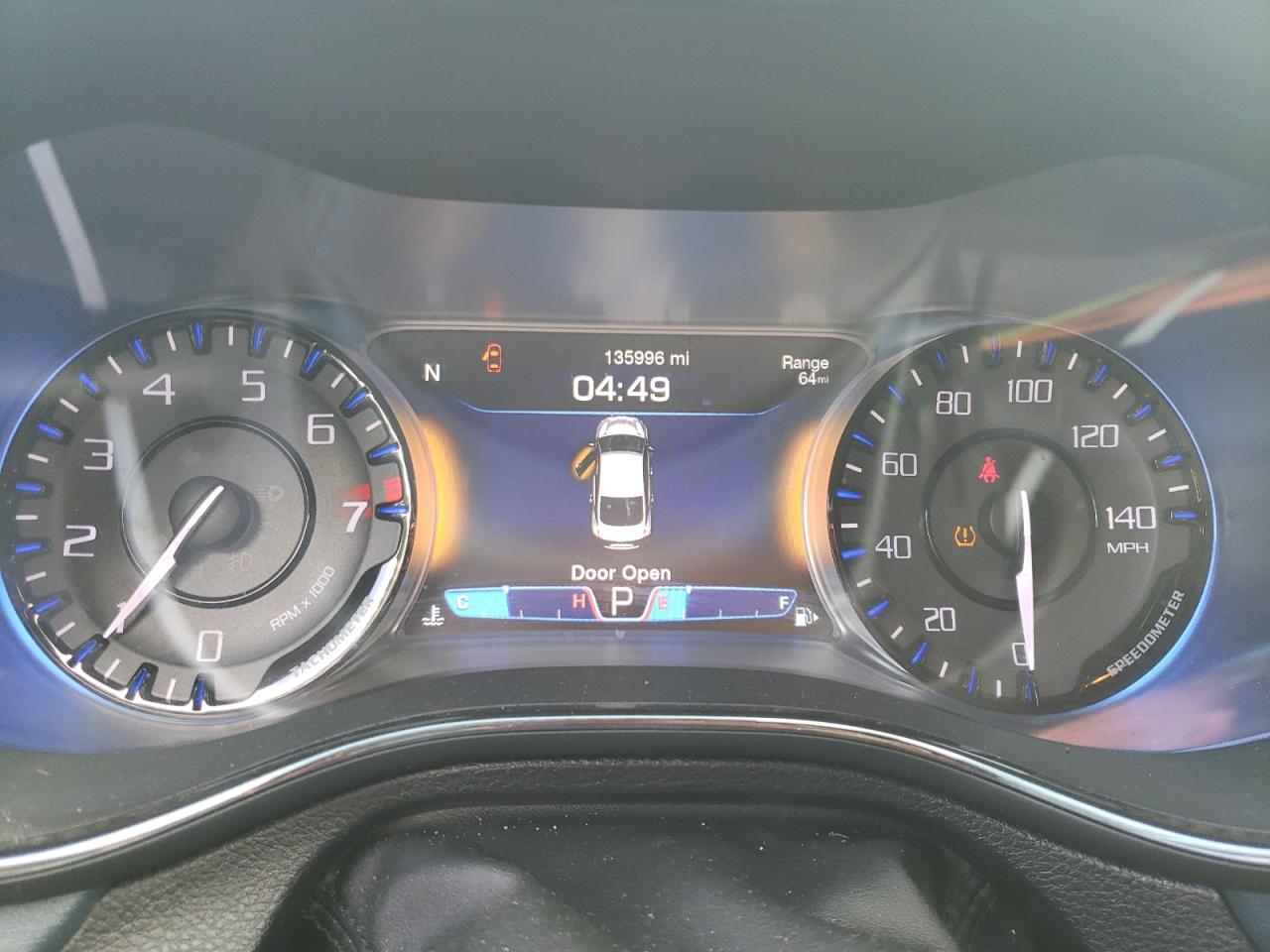 Chrysler 200 S Image 7